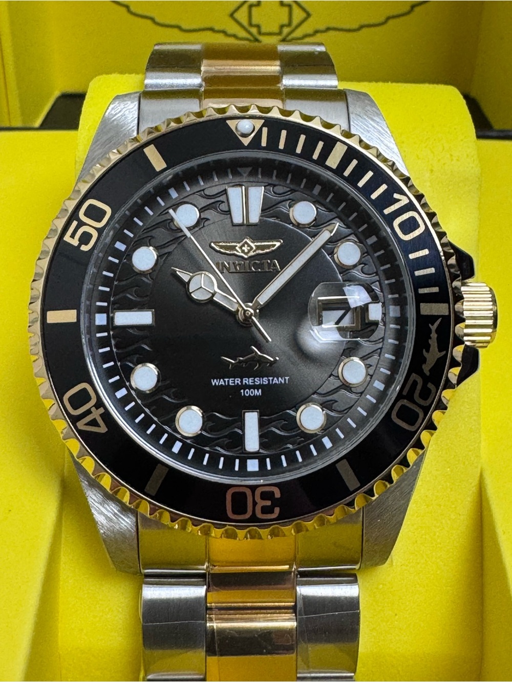 Invicta Pro Diver Currentwave Men's 43mm Quartz Watch (30023)